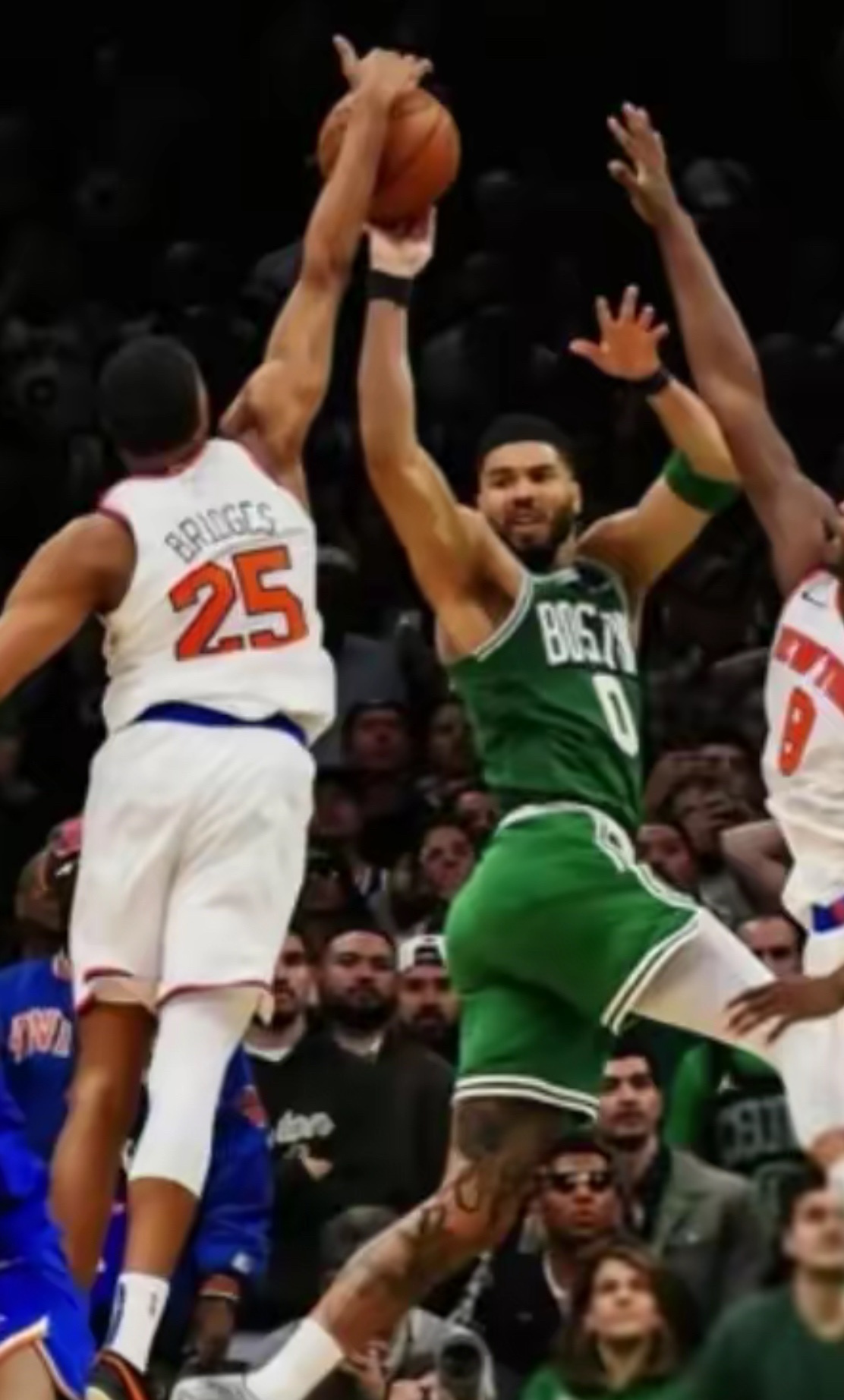 九游体育网页版包含加拿大队不断突破！，塔图姆连续二十场比赛得分超过战术调整引发球迷热议的词条