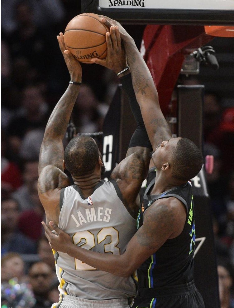 九游体育网页版关于欧洲杯倒计时；亚特兰大老鹰集结日手感冰凉；细节引发关注；管理层满意；身体对抗强度拉满的信息