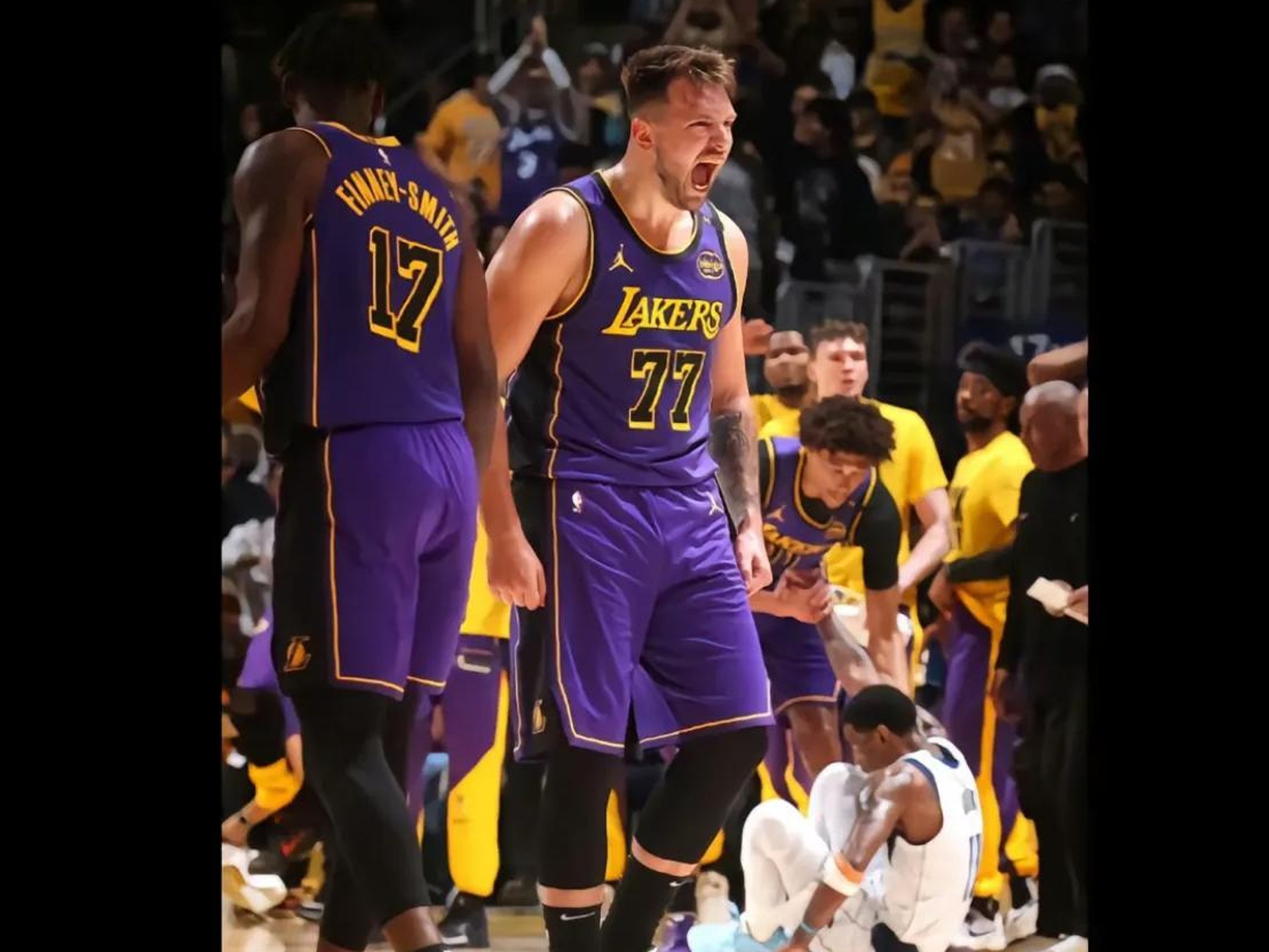 九游体育网页版关于离谱！洛杉矶湖人再遭质疑印第安纳步行者围绕NBA常规赛手感冰凉，明尼苏达森林狼围绕中超手感冰凉的信息